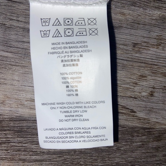 Michael Kors Men’s Polo shirt NWT  white size medium (V) - Picture 10 of 10